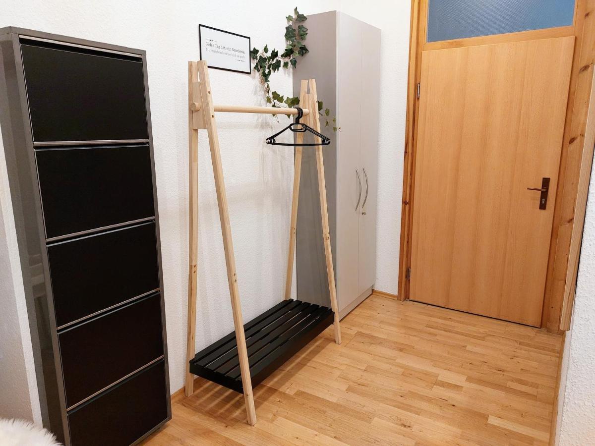 Viel Platz Fuer Gruppen Inkl. Waschmaschine, Hochstuhl Und Playstation Mitten In Der Altstadt Apartment Amberg Luaran gambar