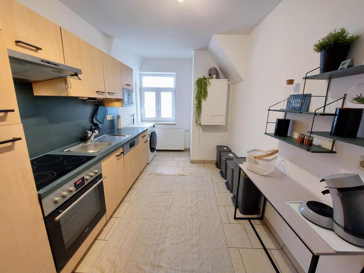 Viel Platz Fuer Gruppen Inkl. Waschmaschine, Hochstuhl Und Playstation Mitten In Der Altstadt Apartment Amberg Luaran gambar